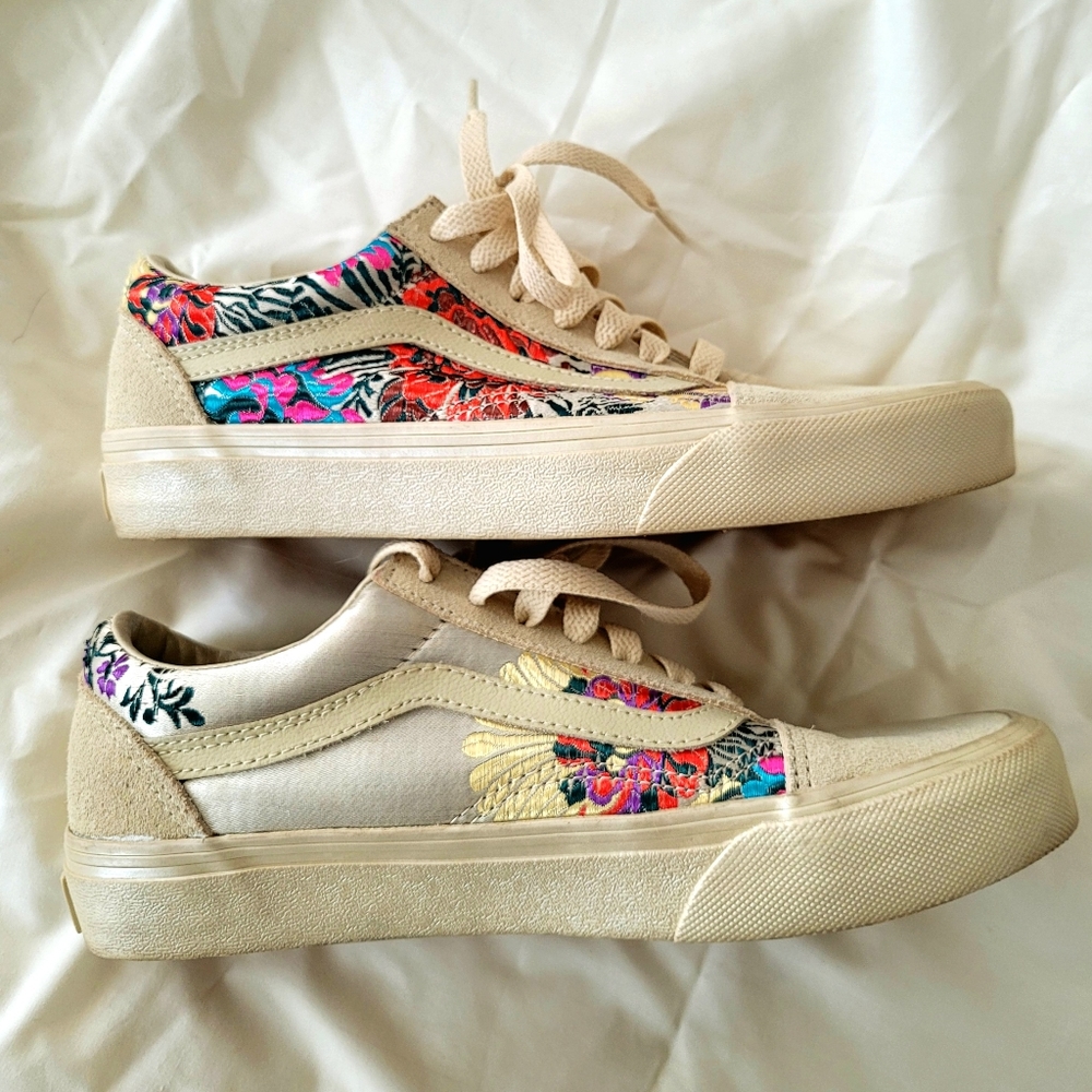 VANS OLD SKOOL FESTIVAL SATIN Gold Men 4.5 - Women 6